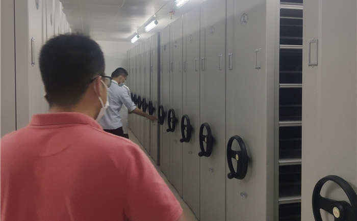 安裝密集架檔案室應(yīng)該如何進(jìn)行規(guī)劃 安裝密集架檔案室應(yīng)該如何進(jìn)行規(guī)劃